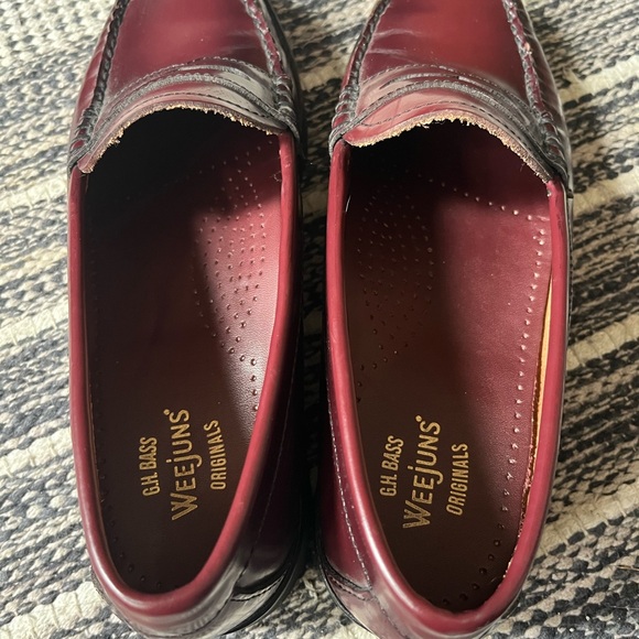 G.H. Bass & Co. Burgundy Leather Loafers - Picture 3 of 4